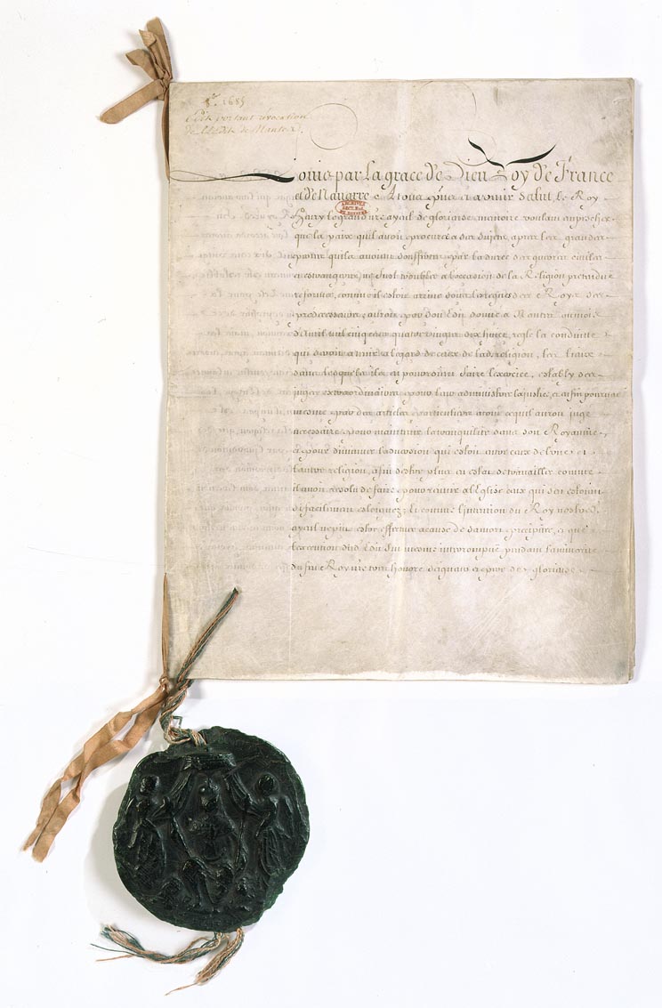 First page of the Edict of Fontainebleau with a large hanging seal below the parchment.