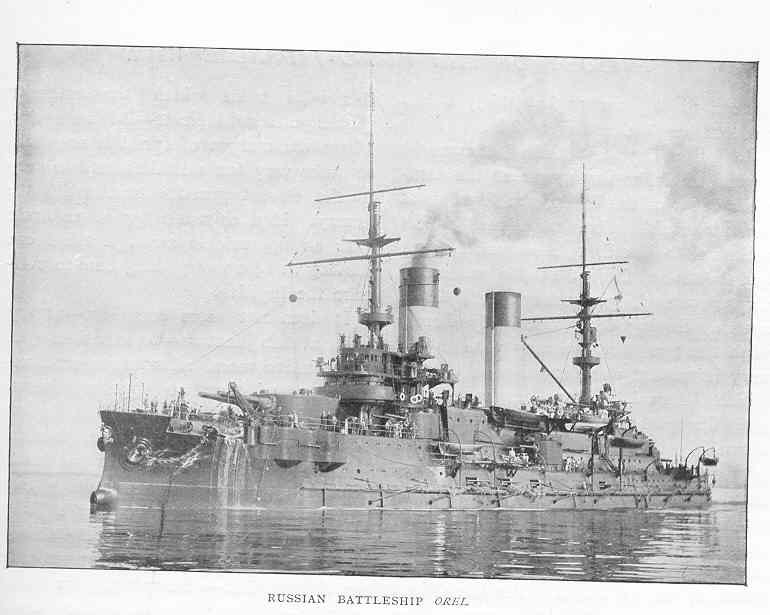 Black-and-white photograph of the Russian battleship Orel viewed from ahead